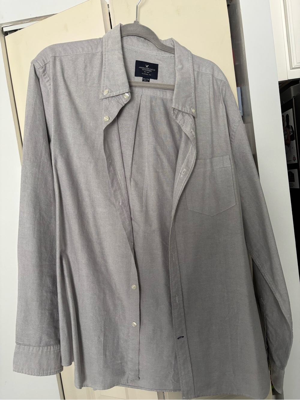American Eagle Outfitters Men's Long-Sleeve Button-Down Shirt